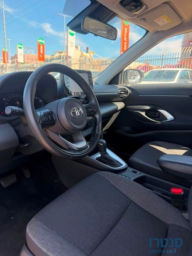 2023' Toyota Yaris Cross טויוטה יאריס קרוס photo #3