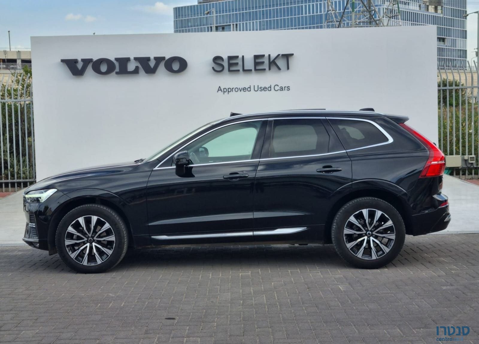 2023' Volvo XC60 וולוו photo #2