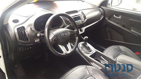 2013' Kia Sportage photo #3