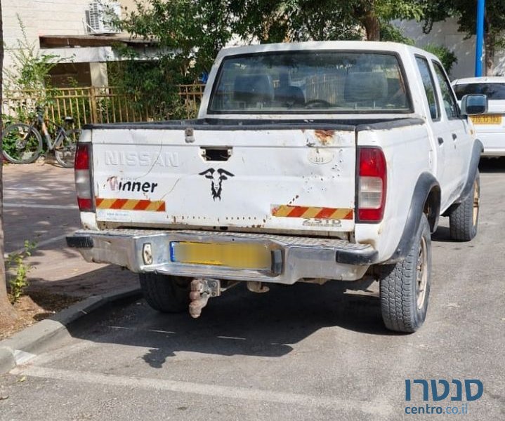 2002' Nissan 4X4 ניסאן ווינר photo #6