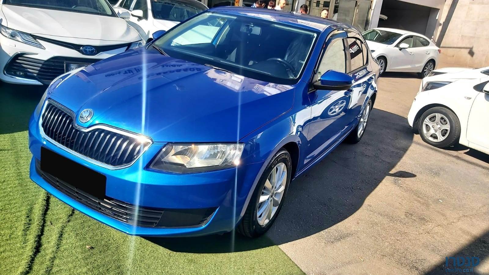 2015' Skoda Octavia photo #2