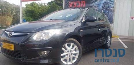 2011' Hyundai I30 i30 יונדאי photo #3