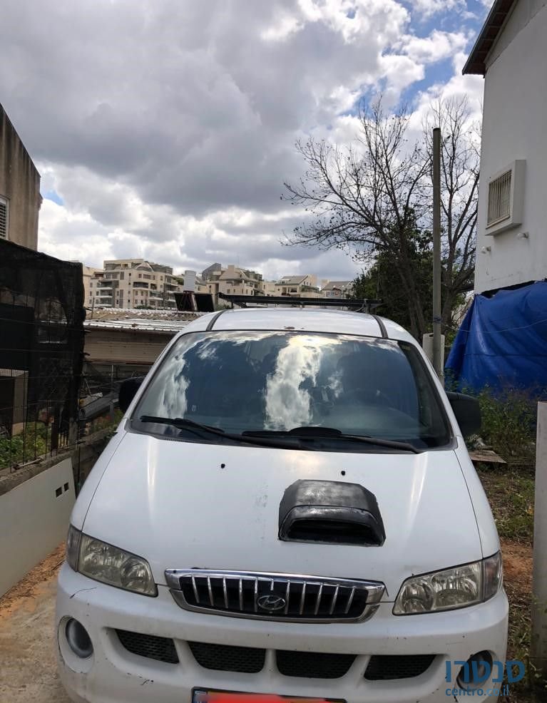 2006' Hyundai H 300 יונדאי photo #6