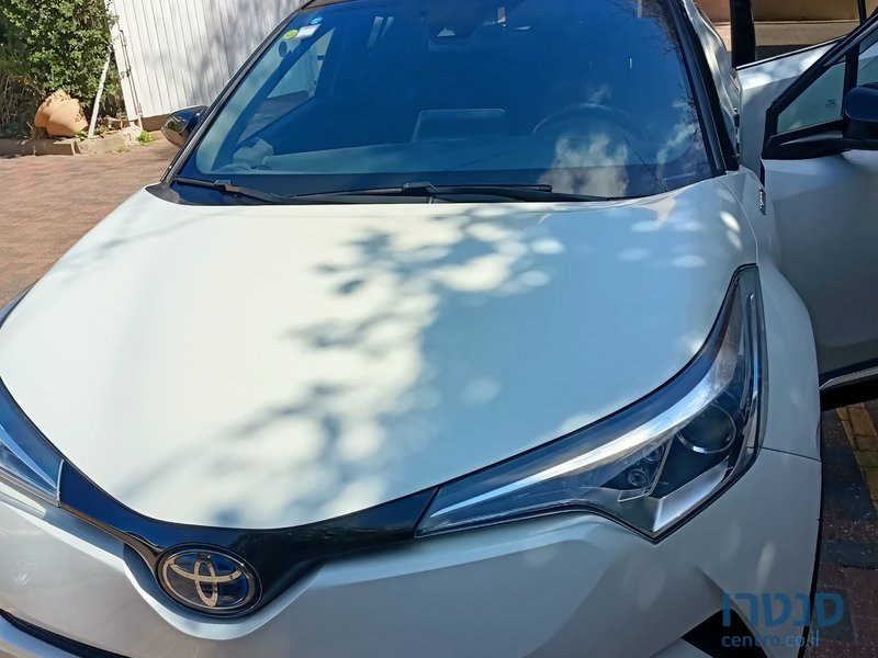 2019' Toyota C-Hr טויוטה photo #2