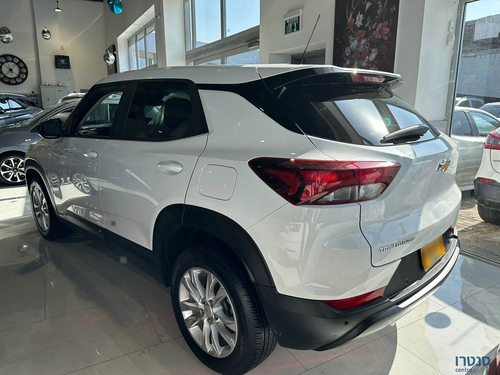 2021' Chevrolet Trailblazer photo #3