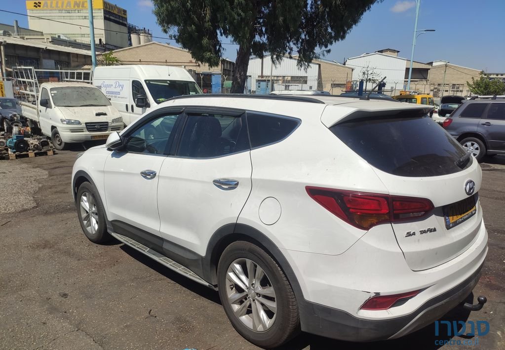 2017' Hyundai Santa Fe יונדאי סנטה פה photo #4