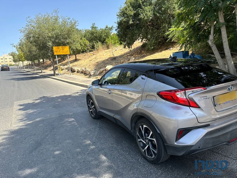 2018' Toyota C-HR טויוטה photo #6