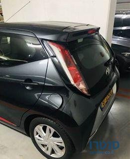 2017' Toyota Aygo טויוטה אייגו photo #4