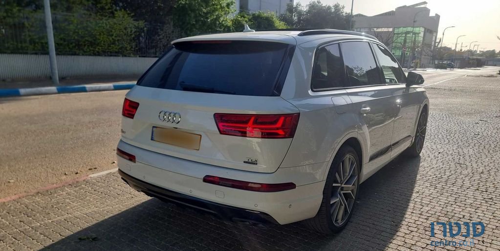 2015' Audi Q7 אאודי photo #5
