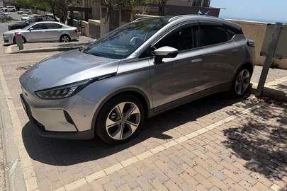 2023' Geely Geometry C ג׳ילי