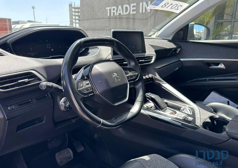 2018' Peugeot 5008 פיג'ו photo #2