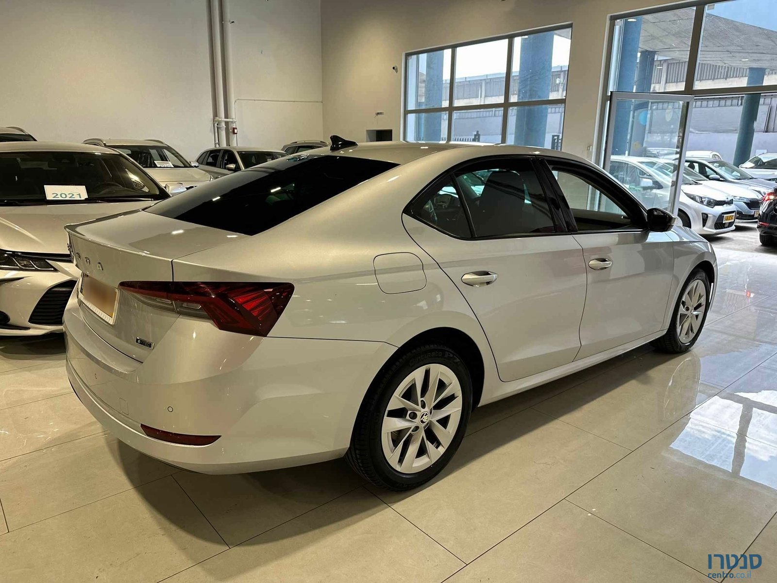 2021' Skoda Octavia photo #3