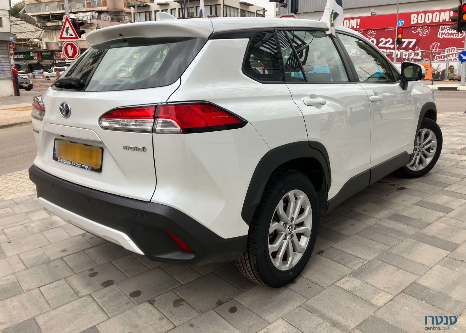 2023' Toyota Corolla Cross טויוטה קורולה קרוס photo #3