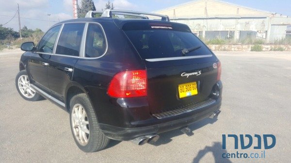 2006' Porsche Cayenne photo #3
