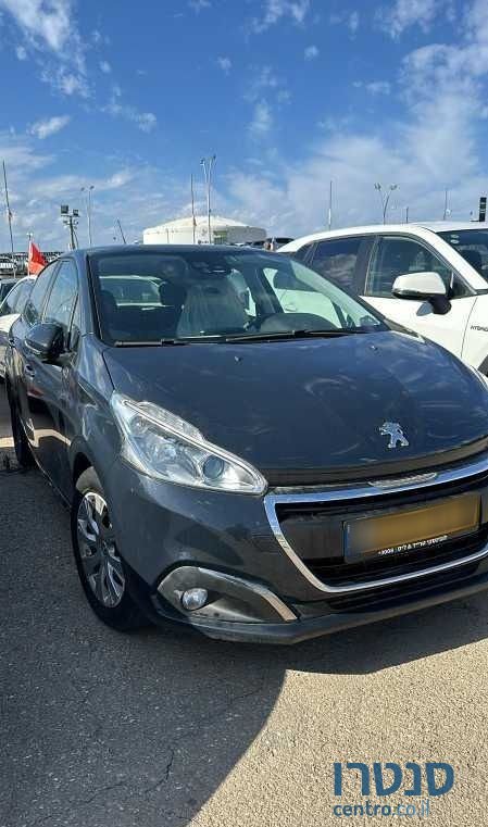 2019' Peugeot 208 פיג'ו photo #3