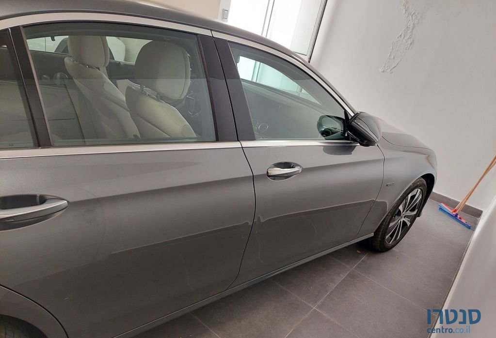 2021' Mercedes-Benz E-Class מרצדס photo #4