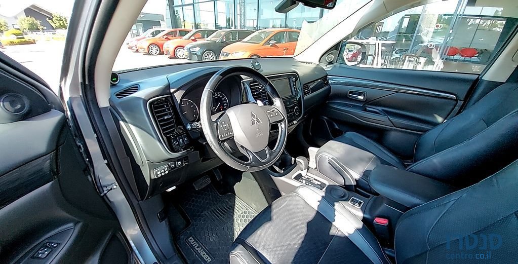 2016' Mitsubishi Outlander מיצובישי אאוטלנדר photo #6