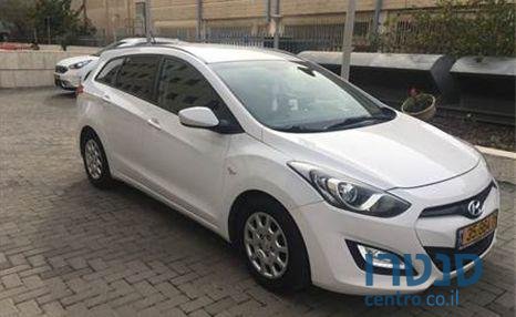 2013' Hyundai I30Cw I30Cw יונדאי photo #3