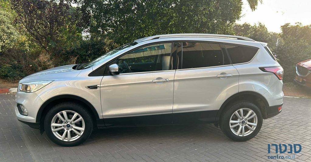 2020' Ford Kuga פורד קוגה photo #2