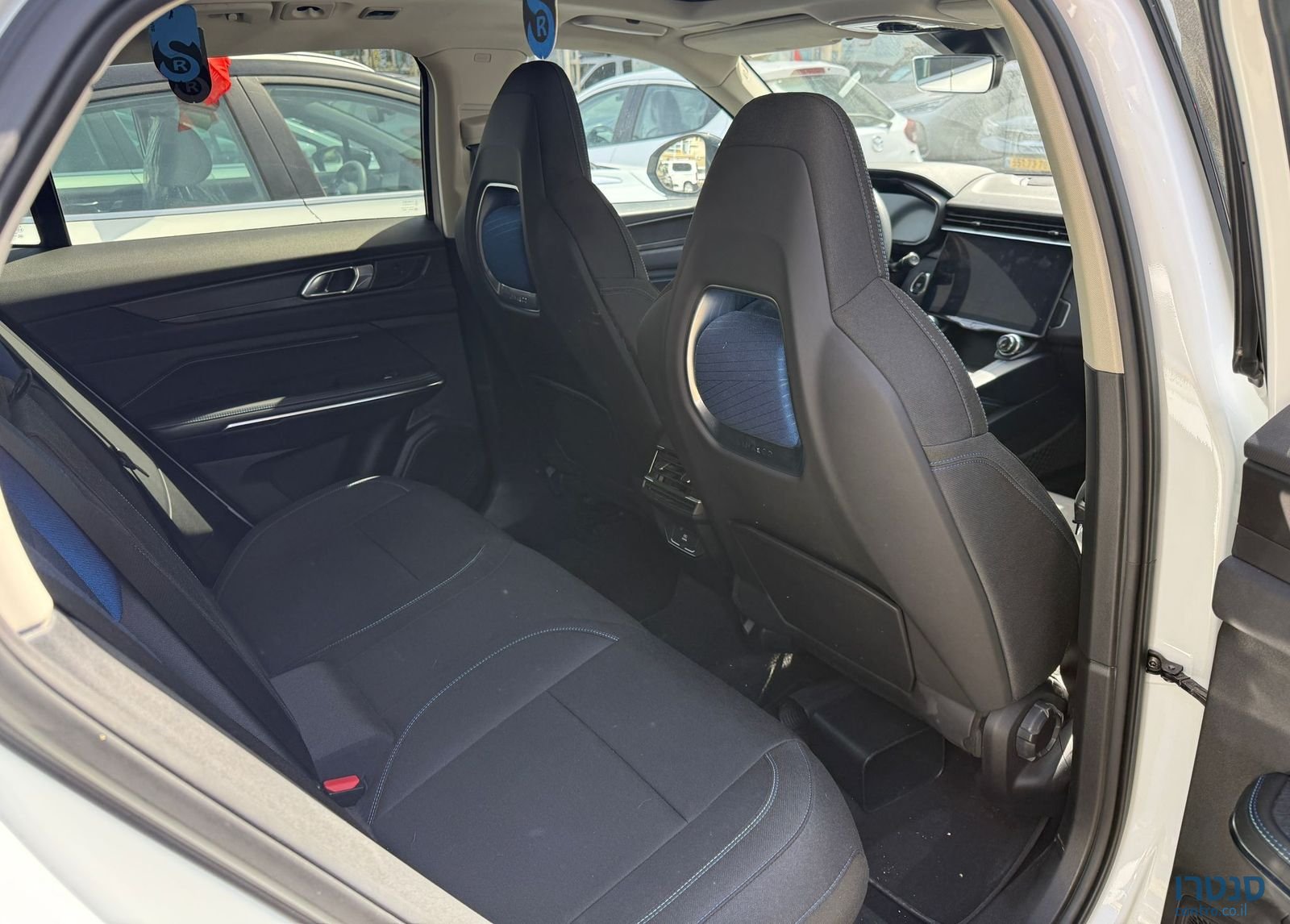 2023' Lynk & Co 01 לינק אנד קו 01 photo #5