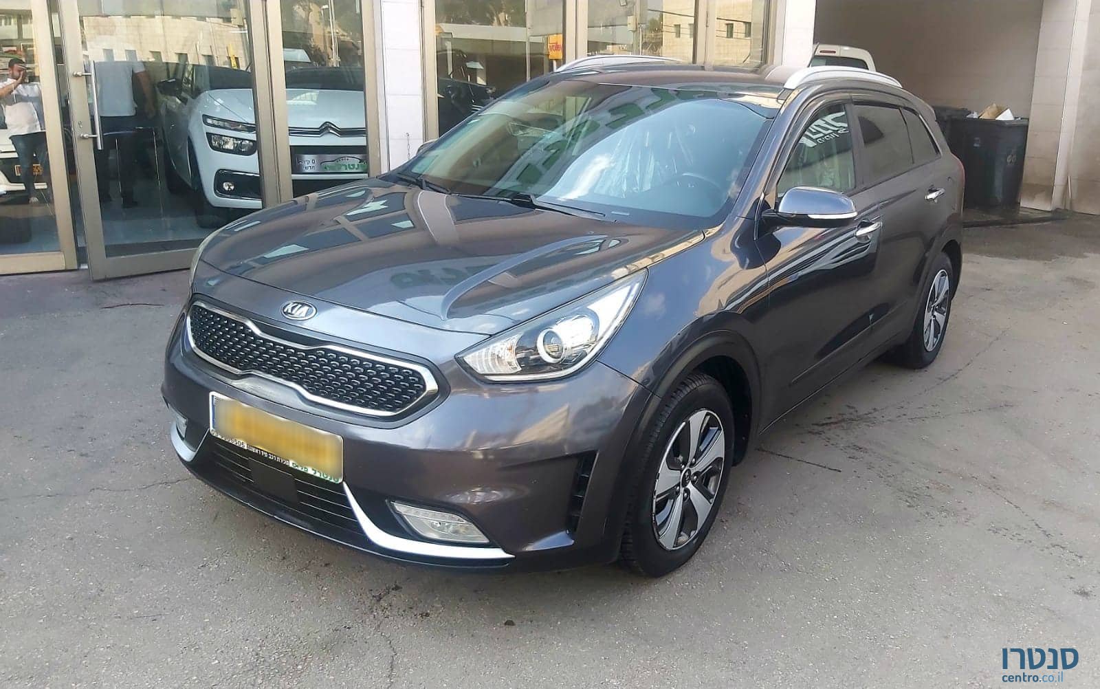 2017' Kia Niro photo #1