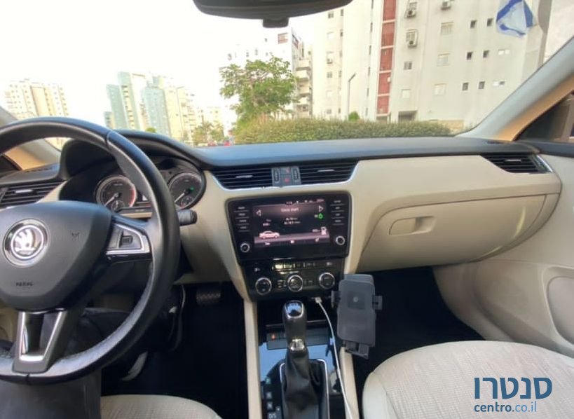 2017' Skoda Octavia סקודה אוקטביה photo #3