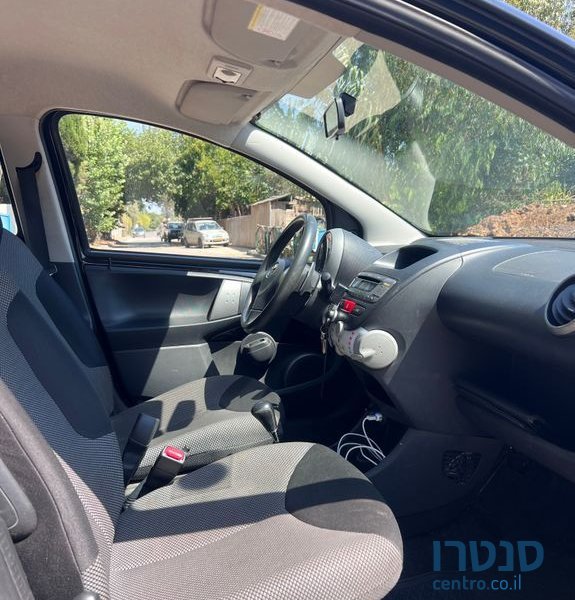 2012' Toyota Aygo טויוטה אייגו photo #5