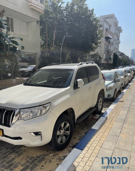 2019' Toyota Land Cruiser טויוטה לנד קרוזר photo #1