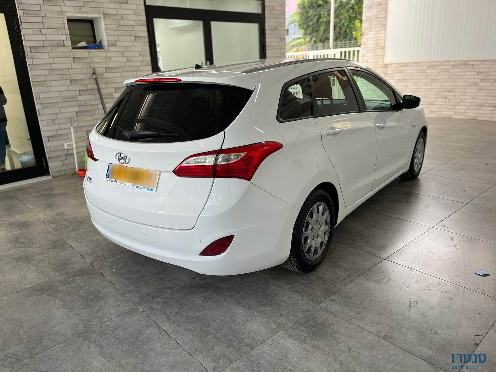 2015' Hyundai i30 photo #3