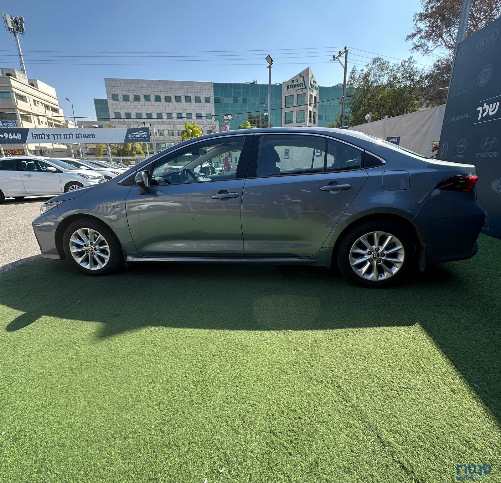 2020' Toyota Corolla טויוטה קורולה photo #4