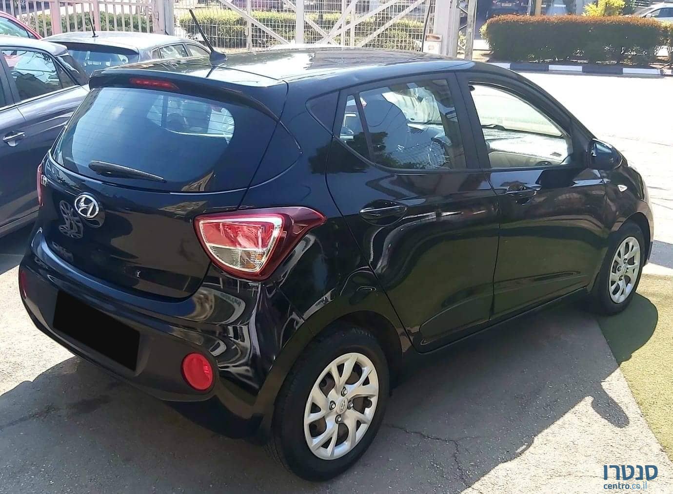 2018' Hyundai i10 photo #3