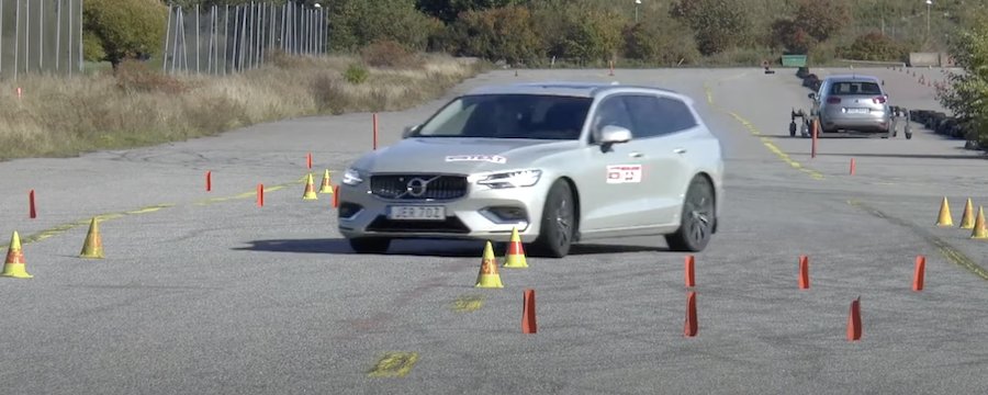 Watch How Volvo V60 Would Handle A Moose On The Road