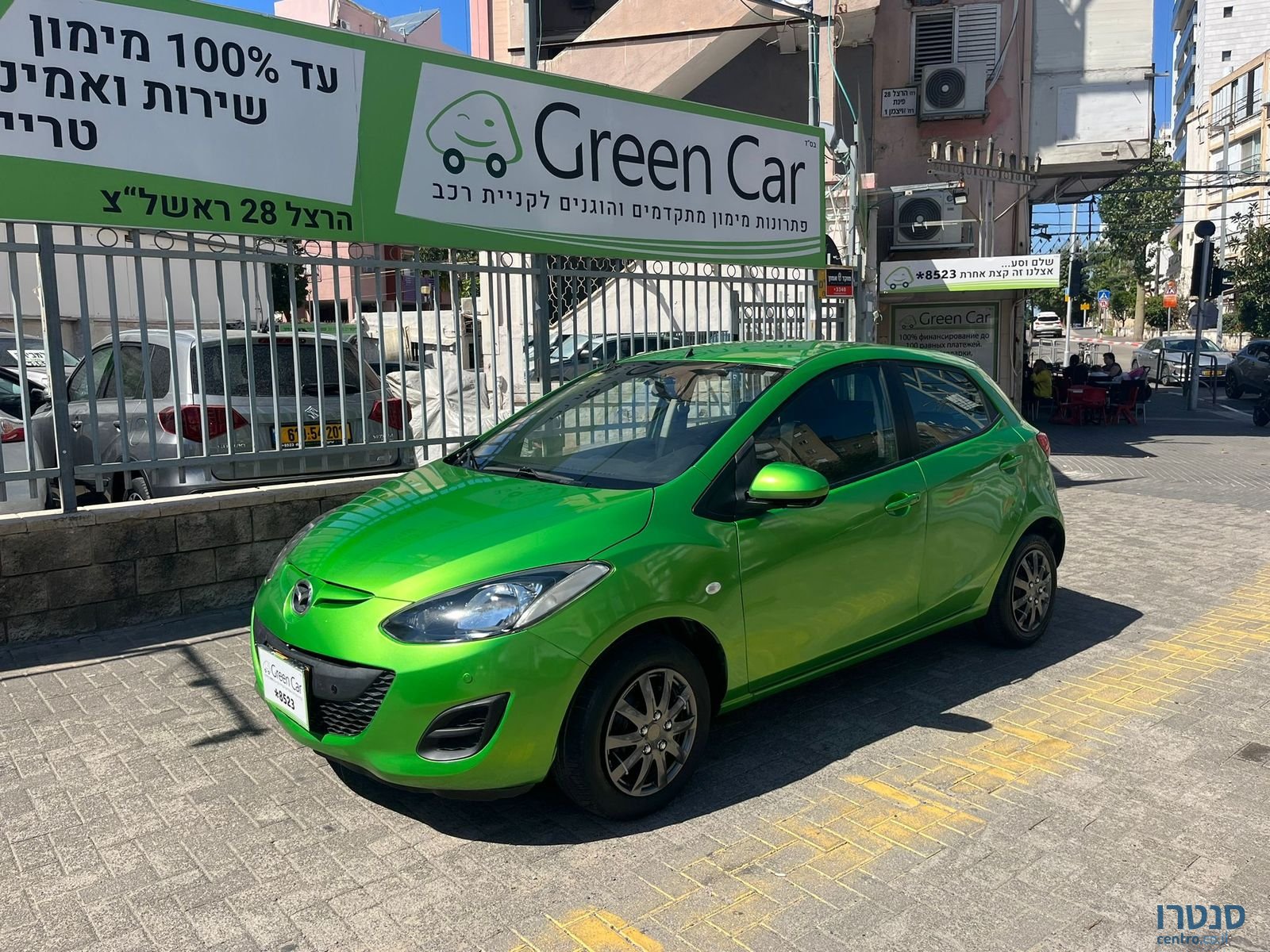 2012' Mazda 2 photo #3