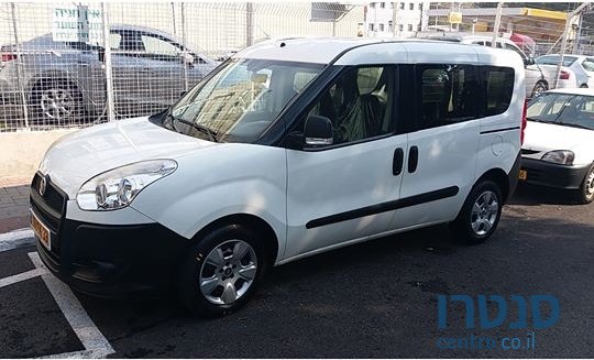 2015' Fiat Doblo photo #1