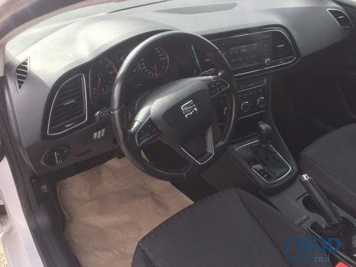2015' SEAT Leon photo #3