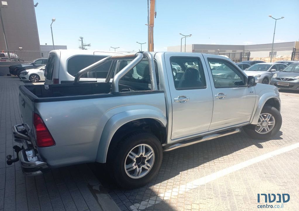 2010' Isuzu D-Max איסוזו 2X4 photo #3