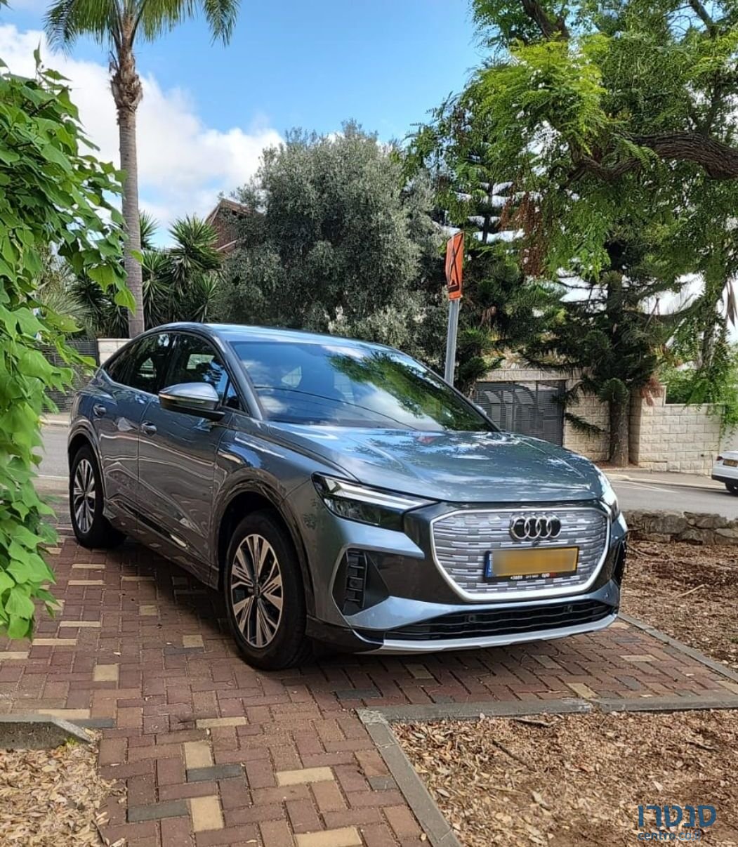 2022' Audi Q4 e-tron אאודי photo #2
