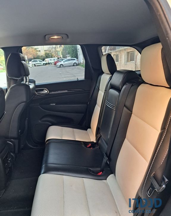 2011' Jeep Grand Cherokee ג'יפ גרנד צ'ירוקי photo #4