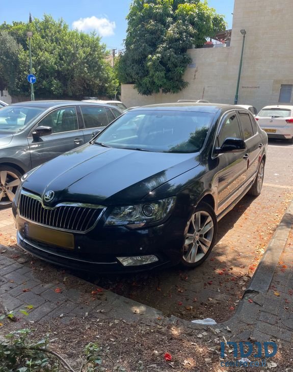 2015' Skoda Superb סקודה סופרב photo #3