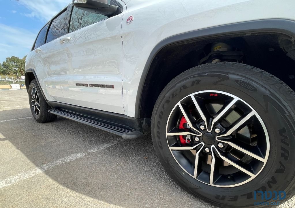 2020' Jeep Grand Cherokee ג'יפ  גרנד צ'ירוקי photo #4