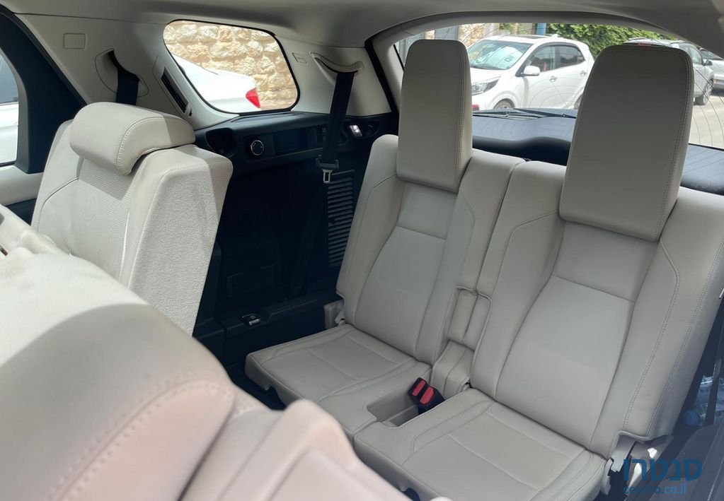2020' Land Rover Discovery דיסקברי ספורט photo #5