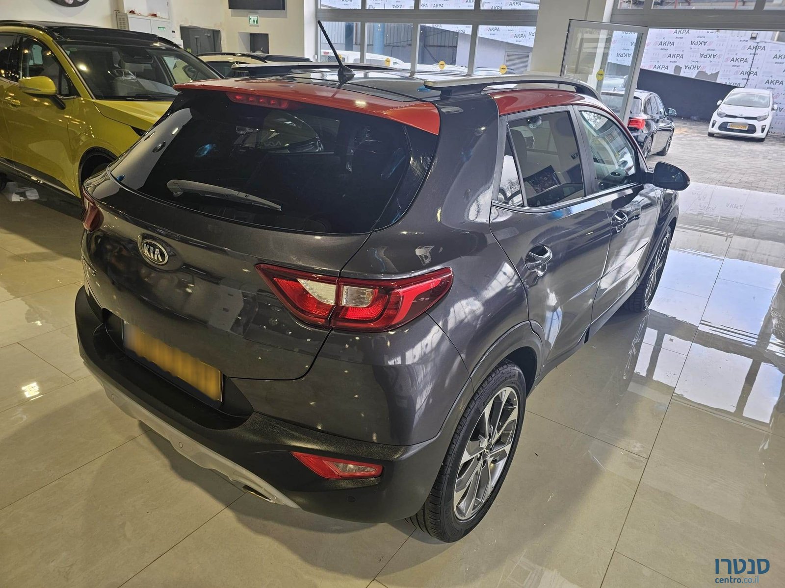 2018' Kia Stonic photo #3