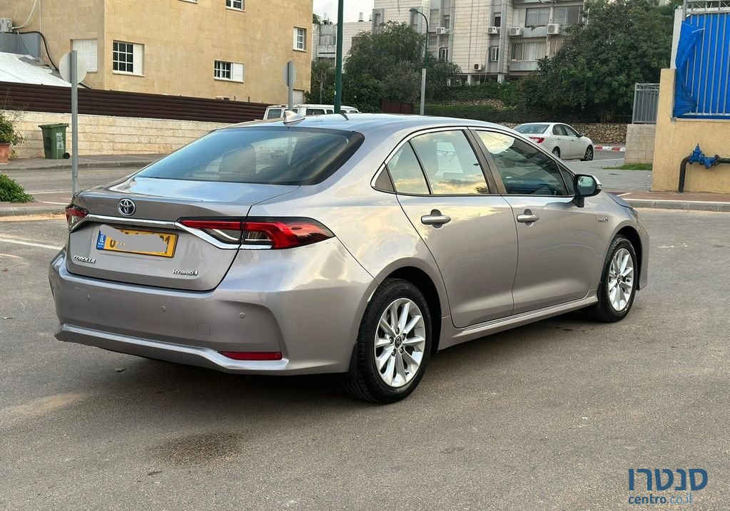 2019' Toyota Corolla טויוטה קורולה photo #3