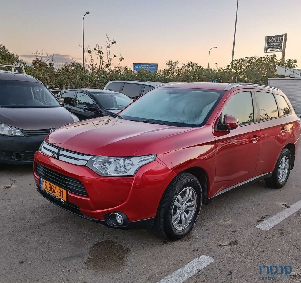 2014' Mitsubishi Outlander מיצובישי אאוטלנדר photo #3