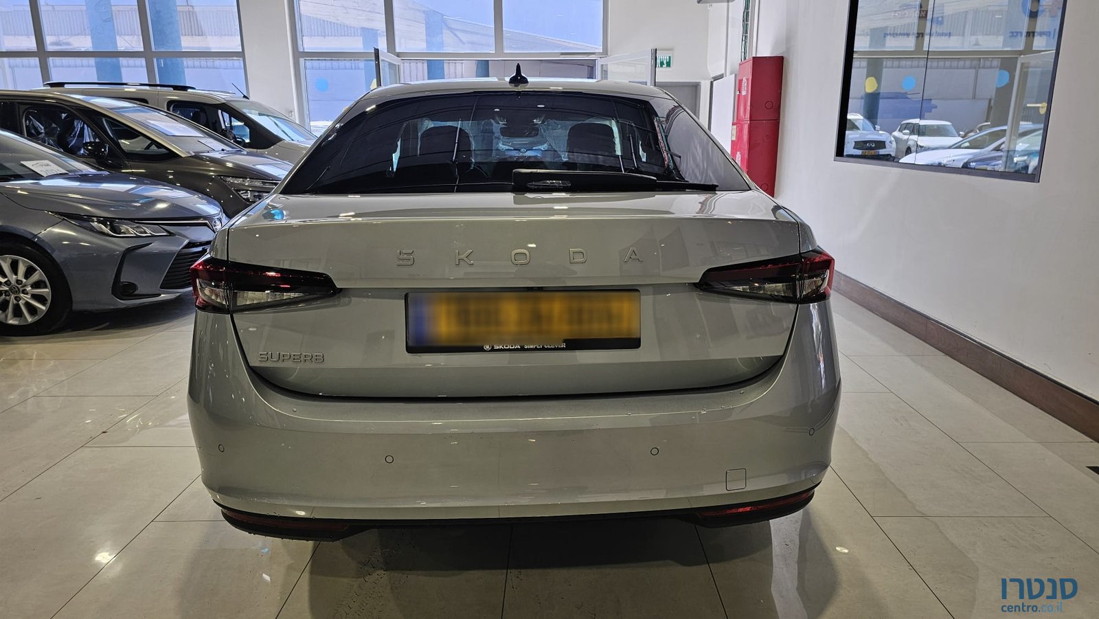 2025' Skoda Superb photo #5