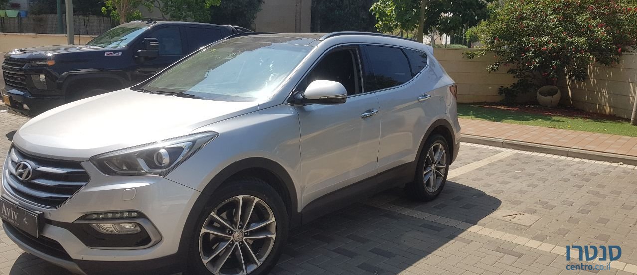 2017' Hyundai Santa Fe יונדאי סנטה פה photo #6