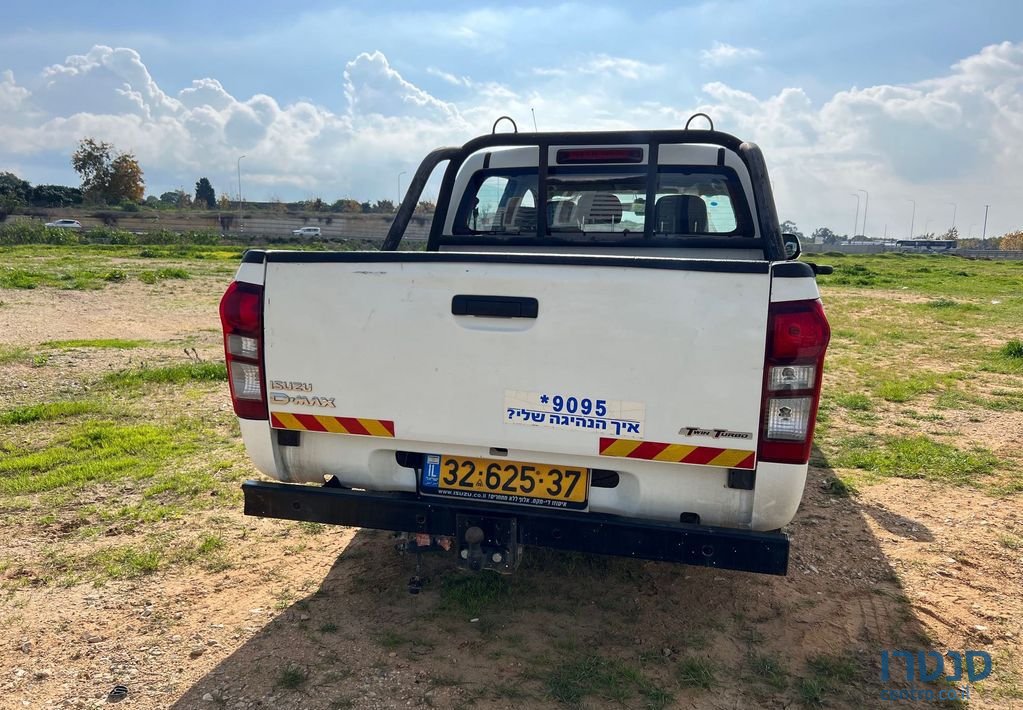 2015' Isuzu 2X4 D-Max איסוזו photo #2