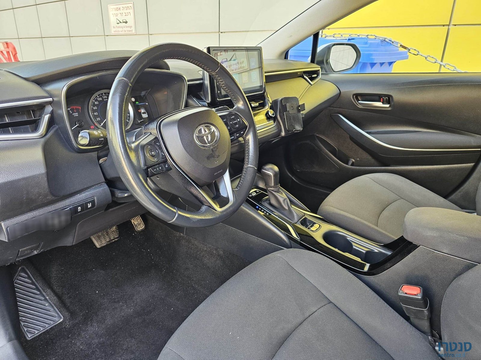 2021' Toyota Corolla photo #5