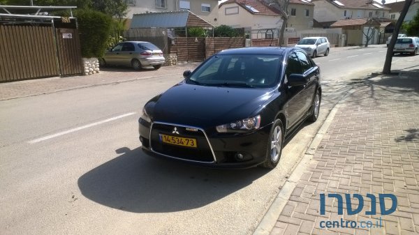 2010' Mitsubishi Lancer photo #1