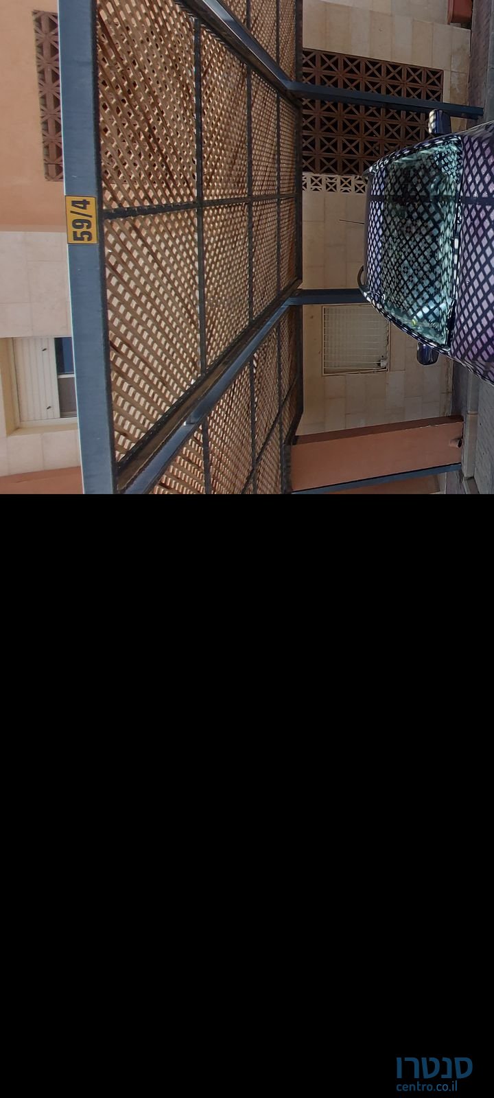 2008' Mazda 5 מאזדה photo #2